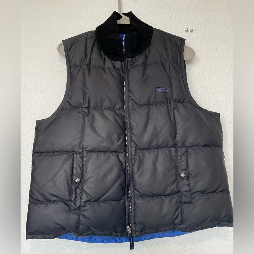 Reversible RLL puffer vest, black and blue, size M